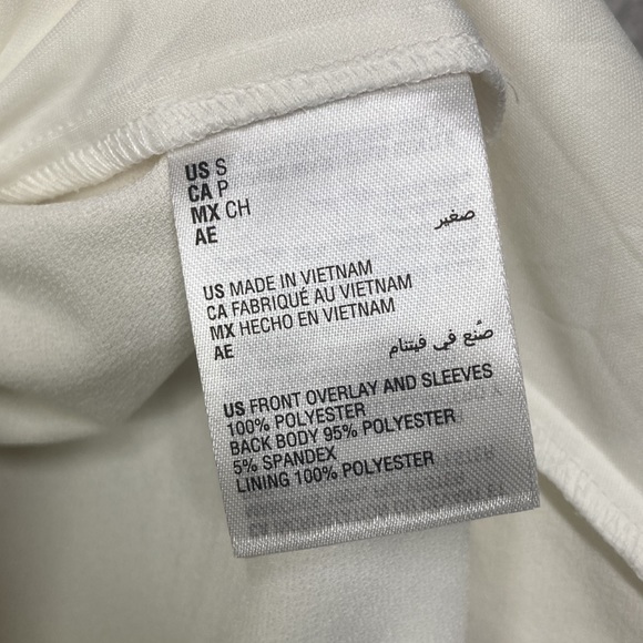 NWT Charter Club Ivory Ruffled Textured Pintucked Bell Sleeve Split Blou… - Picture 8 of 9